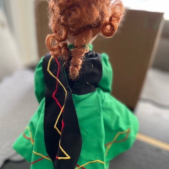 Vintage Tara G Series K Dublin Ireland / Irish Dancer Collector Doll Ori… - Picture 10 of 11